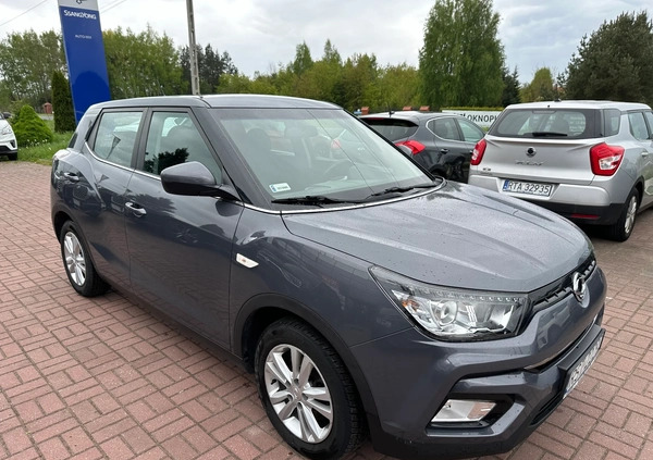 SsangYong Tivoli cena 56000 przebieg: 70845, rok produkcji 2018 z Bochnia małe 121